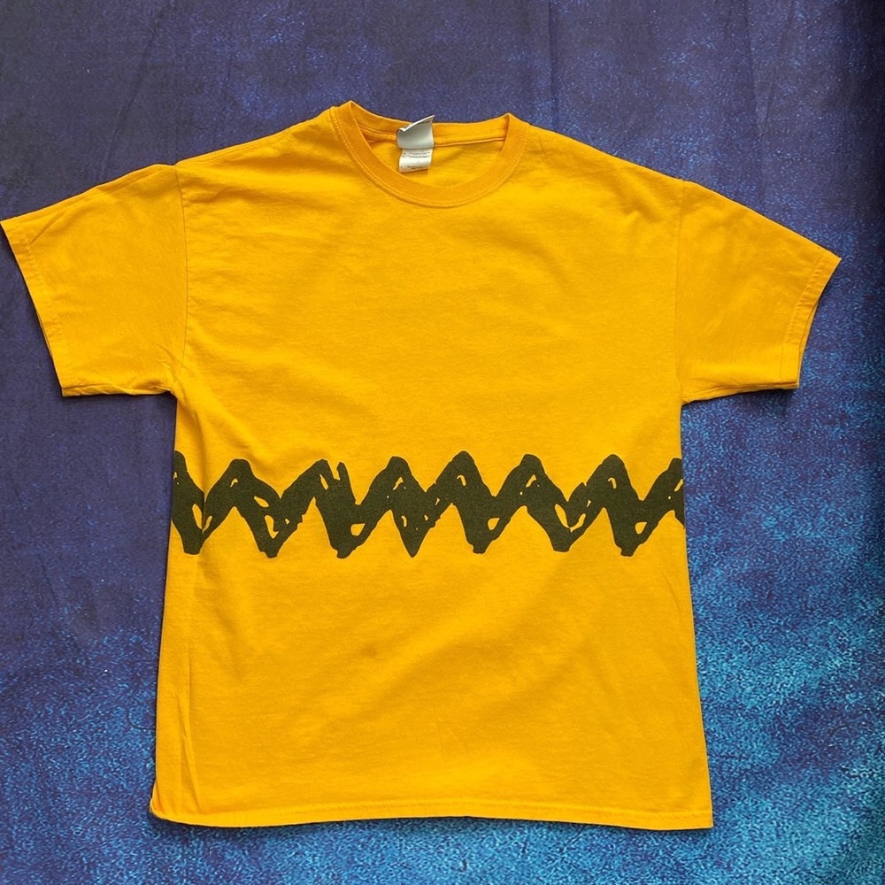 All over print Charlie Brown shirt